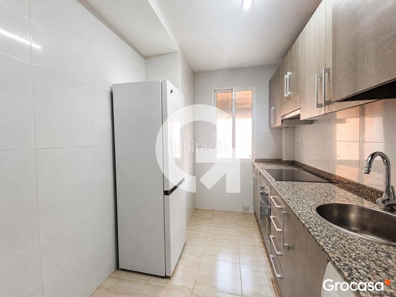 Foto f02461b7-6452-484d-9191-240282e78d90. Pis a Centro puerto Sagunt