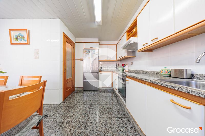 Foto c7c4684c-1ff6-4937-a473-a45da0915646. Casa amb calefacció aparcament a Les Arenes - La Grípia - Can Montllor Terrassa