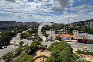 Pis a Vall d´Hebron. Piso con excelentes vistas en montbau