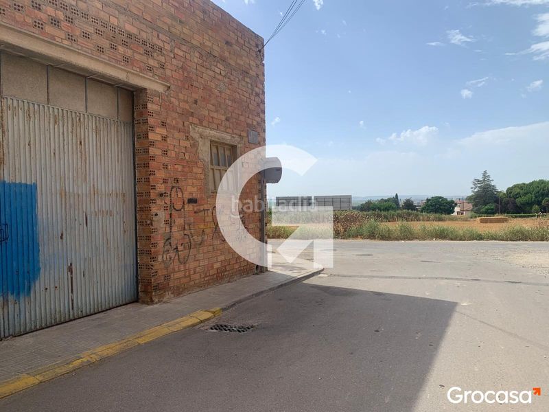 Foto 584e5bbd-0f34-438f-b1d5-c8da9a07ef05. Local comercial a Almacelles