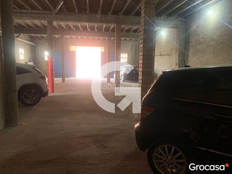 Foto a6e50bbd-ede5-446e-8ef2-50b869a09186. Local comercial a Almacelles