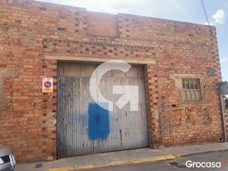 Business premise  Cl bassa bona. Almacén en almacelles con grandes posibilidades