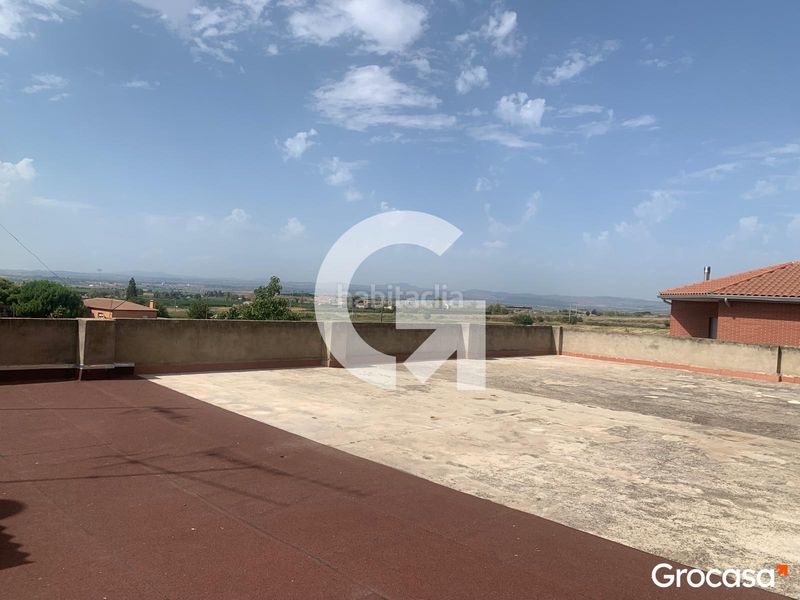 Foto ff08d73f-8050-4f2e-aa25-d7ba83d3bd94. Local comercial a Almacelles