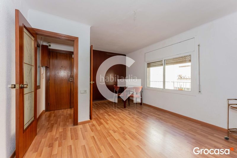 Foto 0d728516-dbb8-40f8-827b-88bb9022f5a2. Pis a Riera Cornellà de Llobregat