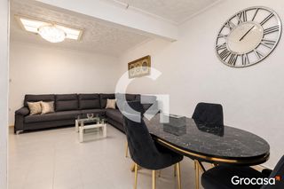 Piso en Egara. Fantástico piso con terraza!