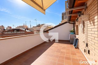 Dúplex  Cl madrid. Dúplex con terraza