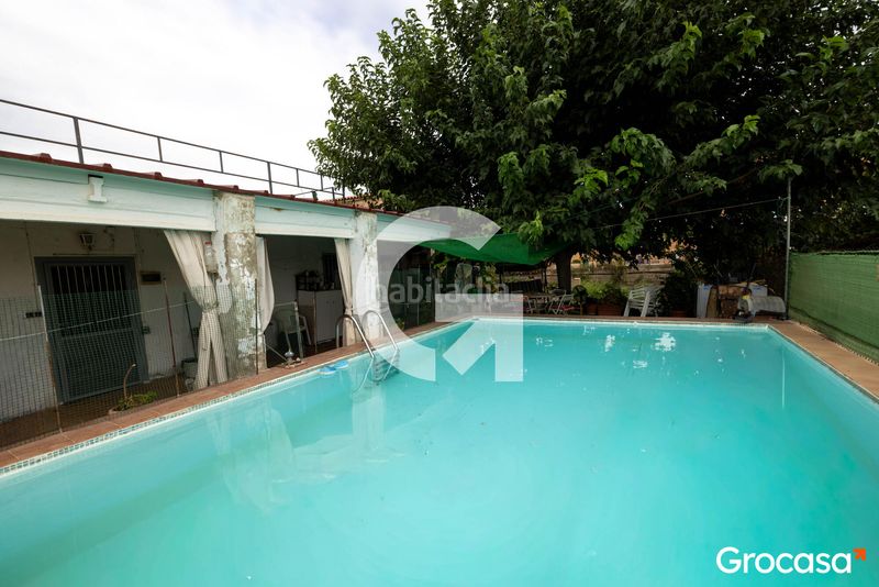 Foto ecc987a7-0a06-412d-a067-bd8799d1a398. Xalet amb piscina a Torrefarrera