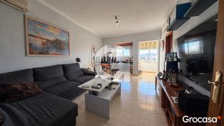 Flat in CR LAUREA MIRO