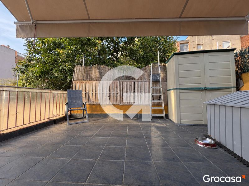 Foto 0f7e1218-f1d7-4667-ba14-6a84bd4539d3. Piso  de 2 habitaiones con terraza y parking en Sant Vicenç dels Horts