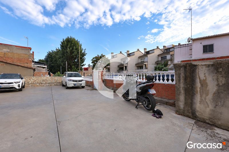 Foto e141c36b-e675-4832-9854-9b724008ac1c. Piso  de 2 habitaiones con terraza y parking en Sant Vicenç dels Horts