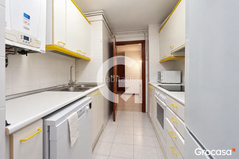 Foto 1943d5f1-c876-41c7-aed3-9caa5ada7f41. Piso  de 3 habitaciones en monturiol en Centre Rubí