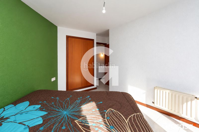 Foto a6db8cad-2d9a-4348-8b0e-ec47ea5f3367. Piso  de 3 habitaciones en monturiol en Centre Rubí