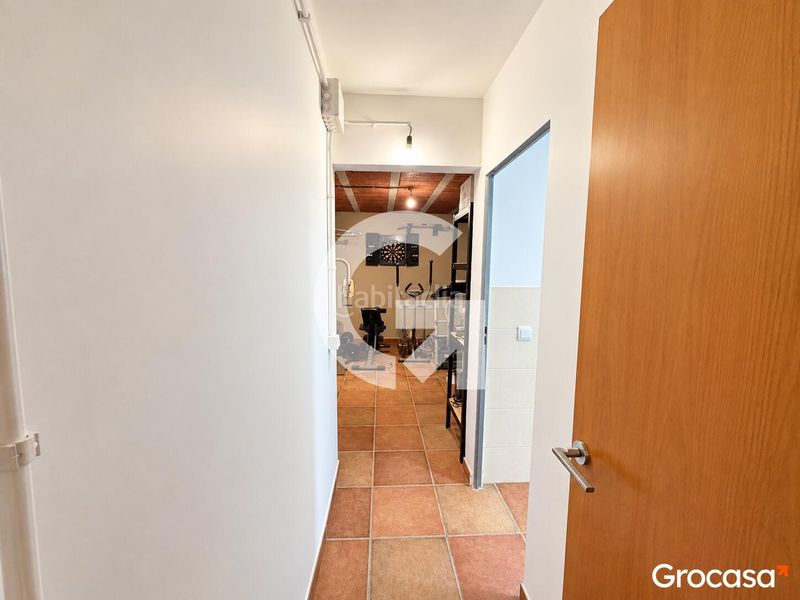 Foto ae1596d5-c4cb-4087-a205-a63491eb7ac2. Casa amb calefacció aparcament piscina a Vallirana
