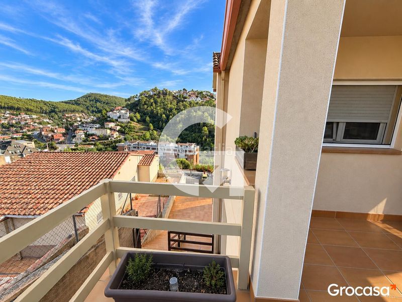 Foto b3d04a5d-29f8-4228-b0c3-3c76302360be. Casa amb calefacció aparcament piscina a Vallirana