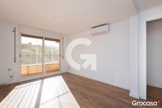 Flat in Centre. Piso actualizado todo exterior con vistas