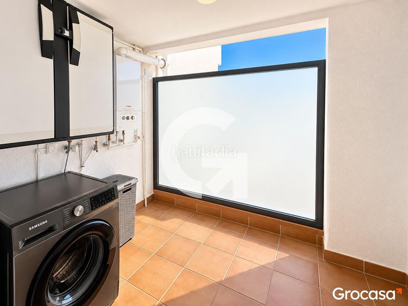 Foto 03fc7b36-78a7-445e-89e0-2e9899f58d58. Chalet en cl llebeig exclusiva casa con piscina privada y vistas al mar en Mas Mel en Calafell