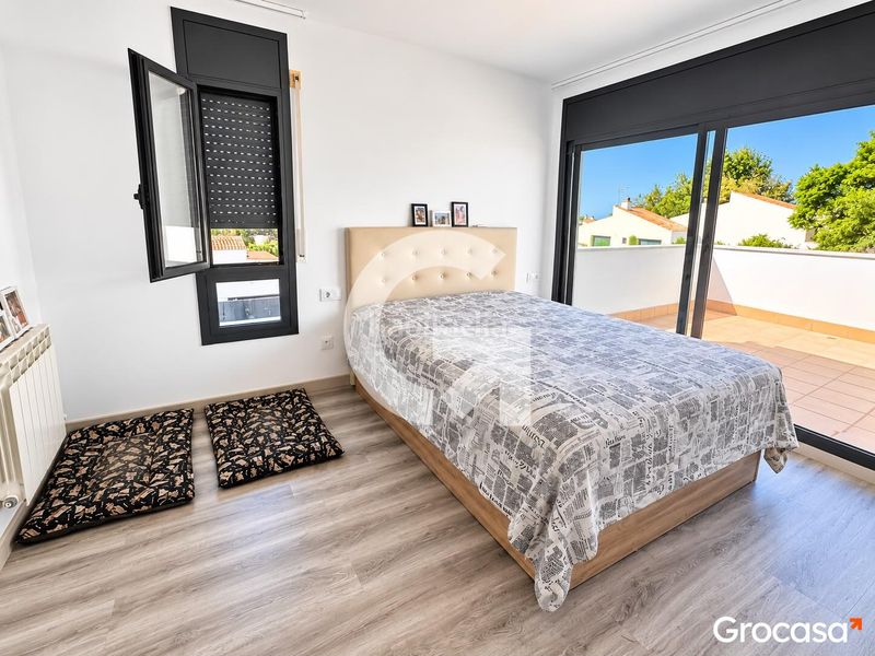 Foto 6f21c1fb-7d4f-4406-9240-bfa9ec3606c7. Chalet en cl llebeig exclusiva casa con piscina privada y vistas al mar en Mas Mel en Calafell