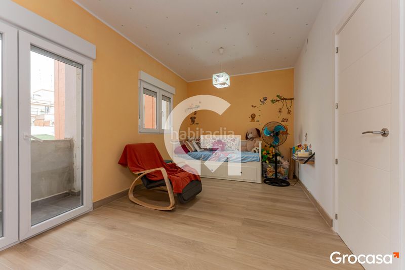 Foto 78516256-3c9d-4867-b1ce-5a6f100d5e30. Casa amb calefacció a La Gavarra Cornellà de Llobregat