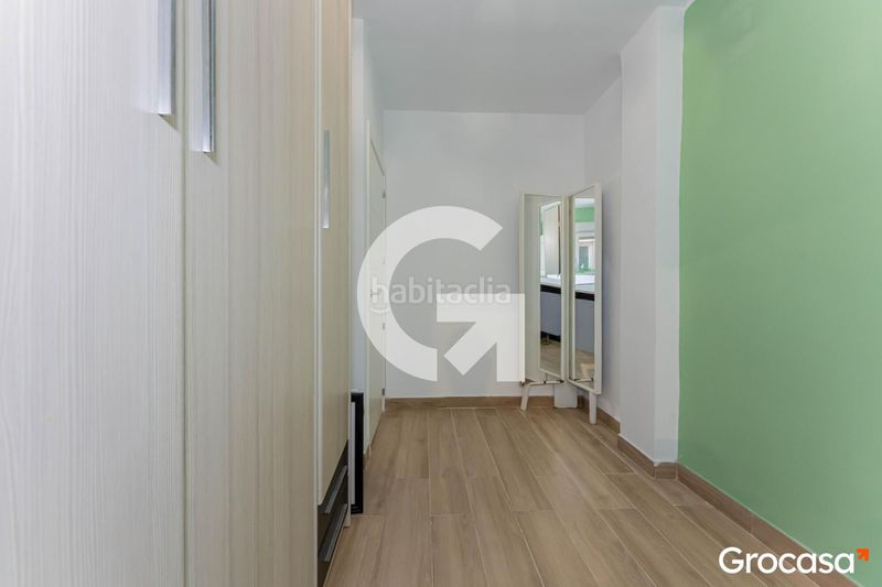 Foto c6329349-19a9-437d-a1fb-4d907a97fc6c. Casa amb calefacció a La Gavarra Cornellà de Llobregat