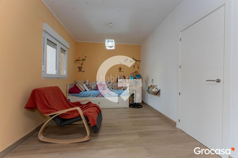 Foto f60a8ba2-ca91-45eb-84b0-bd85734a7cb7. Casa amb calefacció a La Gavarra Cornellà de Llobregat