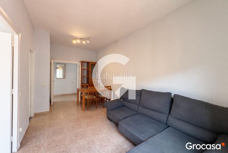 Foto c5fc6b2c-c5a4-4d03-8e50-80ceb061623f. Etagenwohnung mit heizung in Mercat Rubí