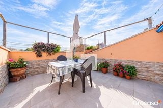 Dúplex  Av madrid, de. Amplio duplex en torre sana
