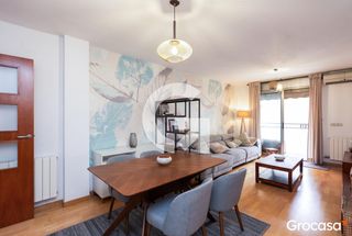Zweistöckige Wohnung in Estruch-Eixample. Fantástico atico dúplex con balcón y terraza privada