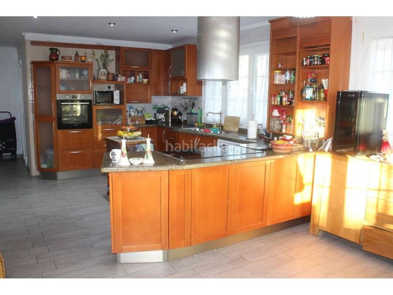 Foto 62f8e8bd-5b0a-4034-9f80-e16216bf6d78. Xalet amb aparcament a La Envía Vícar