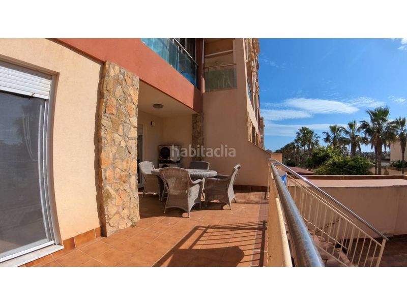 Foto 6666dc26-7d48-4cd5-b52c-20b35a6558a7. Apartament amb calefacció aparcament piscina a Almerimar Ejido (El)