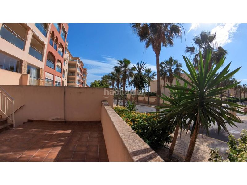 Foto 7f347787-9ec3-408b-8e62-3a77a354fb9d. Apartament amb calefacció aparcament piscina a Almerimar Ejido (El)