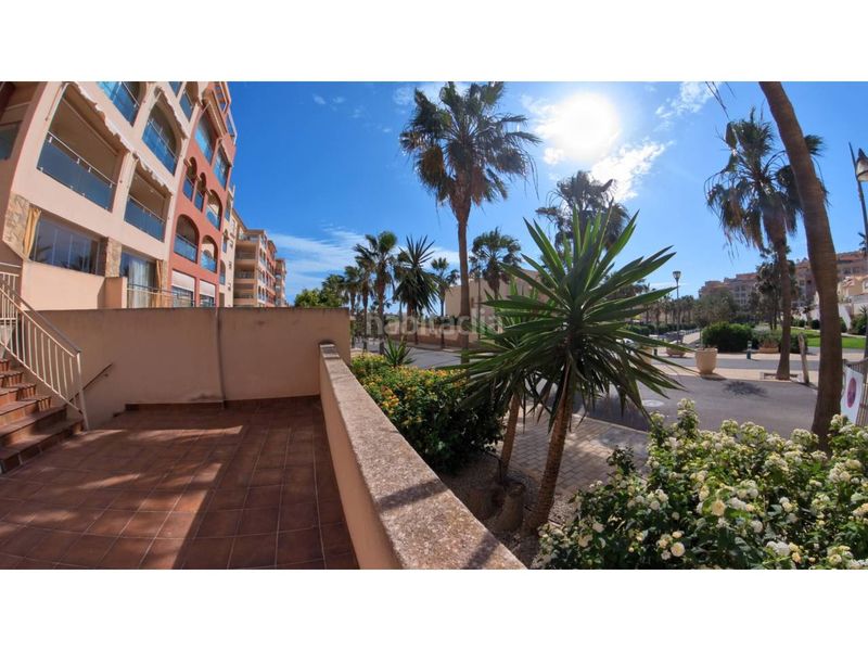 Foto a92a31d3-a2ab-4d97-a02a-aa68a44b8ba0. Apartament amb calefacció aparcament piscina a Almerimar Ejido (El)