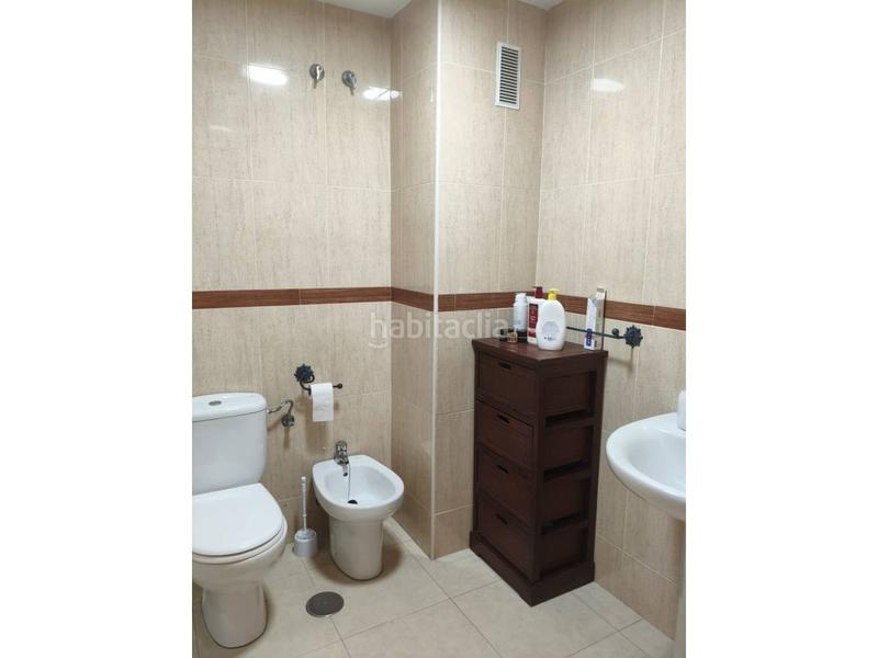 Foto 1768f255-888d-42e0-bd48-4fb3e6d2eca3. Piso apartamento en primerisima linea de playa junto al paseo maritimo de Almerimar, con unas magnificas vistas, al mar y a l en Ejido (El)