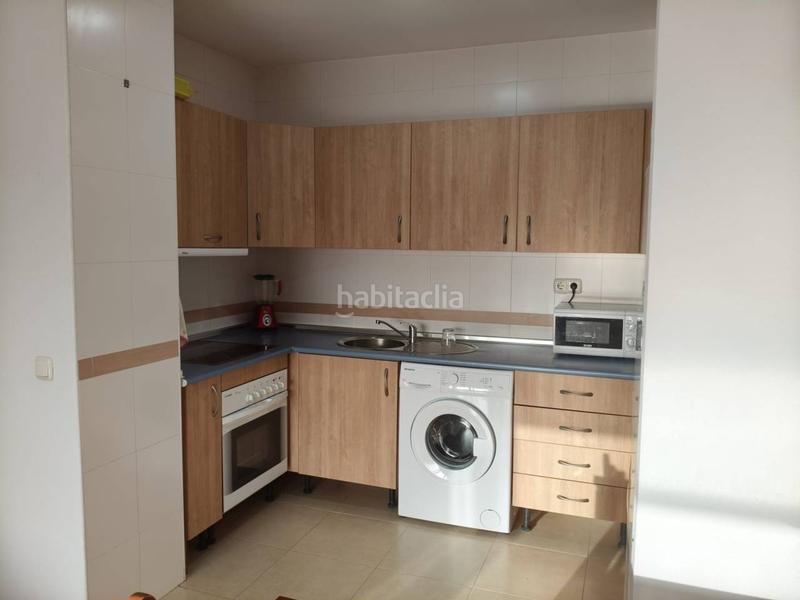 Foto 53a63c7b-78dc-4b3e-bd54-1c69f5a47bc9. Piso apartamento en primerisima linea de playa junto al paseo maritimo de Almerimar, con unas magnificas vistas, al mar y a l en Ejido (El)