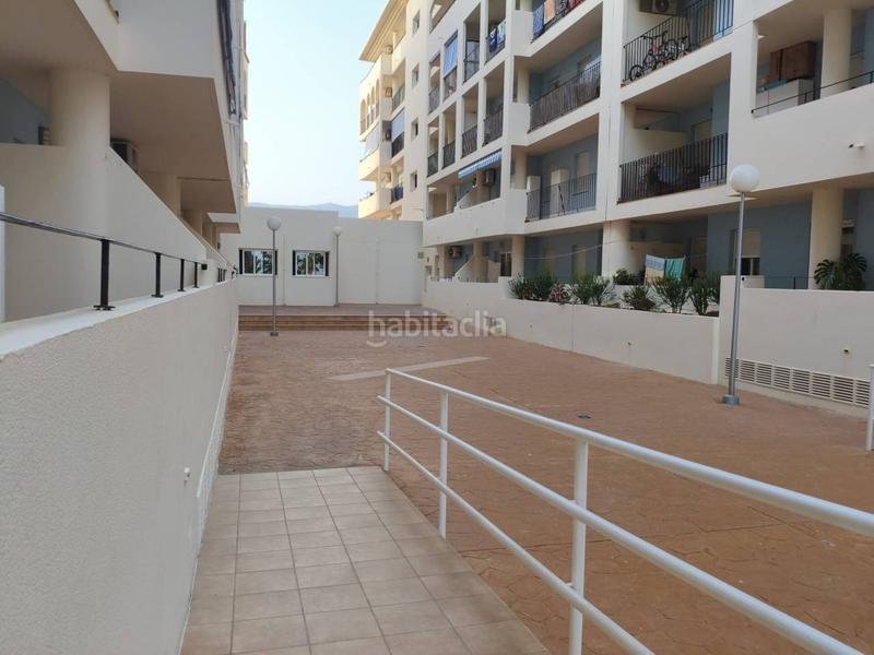 Foto 9f863de8-2b07-476f-9551-985dae1b0c37. Piso apartamento en primerisima linea de playa junto al paseo maritimo de Almerimar, con unas magnificas vistas, al mar y a l en Ejido (El)