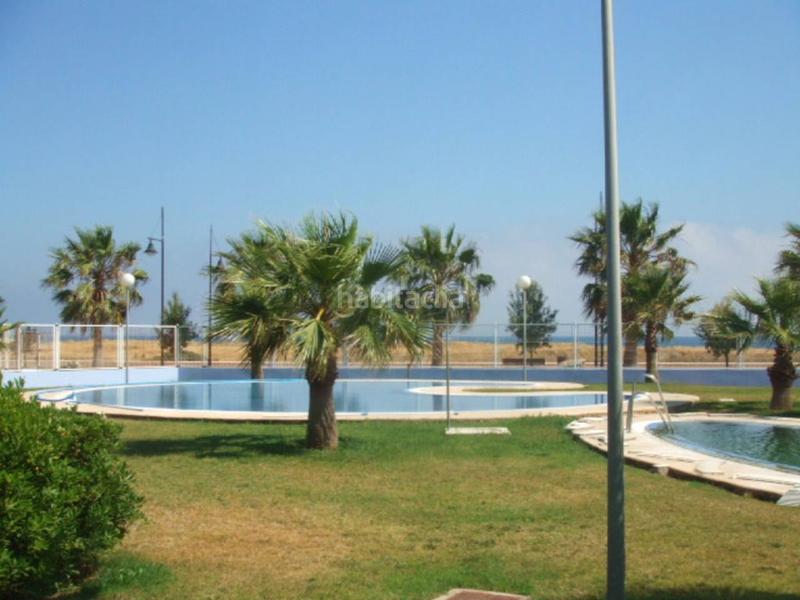 Foto de467c77-469e-4247-ba6f-d9213fc8b3b7. Piso apartamento en primerisima linea de playa junto al paseo maritimo de Almerimar, con unas magnificas vistas, al mar y a l en Ejido (El)