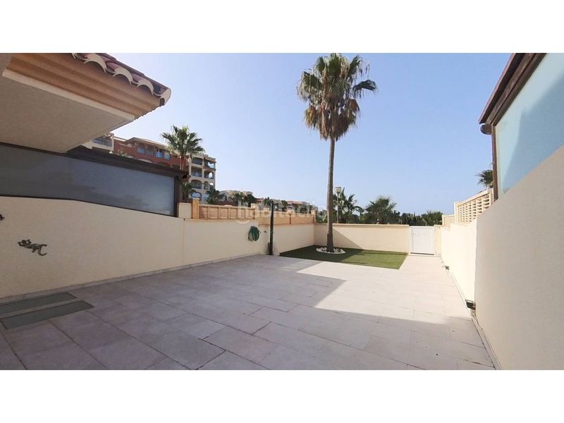 Foto 742fe9d5-32d4-4ddd-865b-09db73a11cf7. Casa amb aparcament piscina a Almerimar Ejido (El)