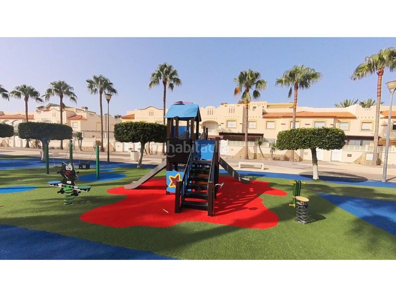 Foto e0765ce1-bff7-4874-b1ff-459639b8ccec. Casa amb aparcament piscina a Almerimar Ejido (El)