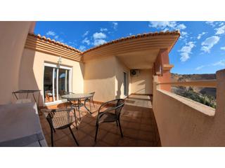 Attique  Glaucio. Amplio atico con vistas de ensuño en un residencial tranquilo y