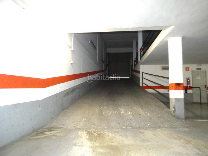 Foto c6e718da-4b19-4294-908b-3cfec1b8fe75. Parking coche plaza de garaje . ref. vl04212025 en Utebo