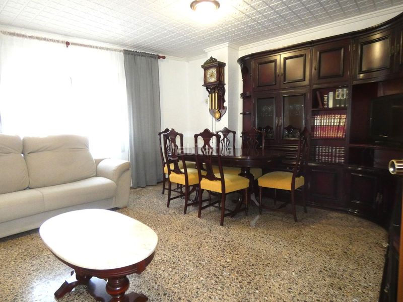 Foto 44a203bd-67db-438d-9099-0415fa348e79. Casa amb calefacció aparcament a Casetas-Villarrapa Zaragoza