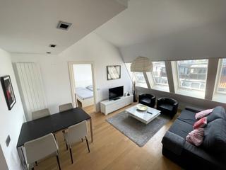 Location Appartement  San martin kalea. Se vende precioso atico duplex en csan martin