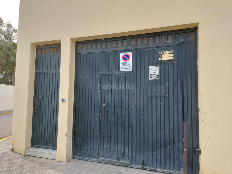 Foto e4fa0628-3363-419e-a3e2-c100b13bb9f1. Aparcament cotxe a calle la horuca 2 a Marchena