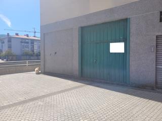 Local Comercial  Ubare auzoa auzoa. Se vende local vlido para cualquier gremio.