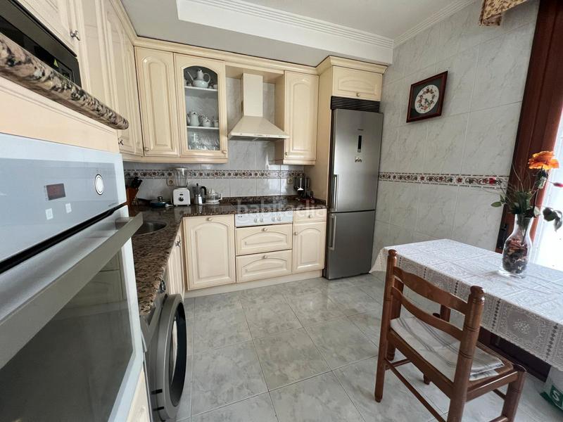 Foto 05afce2d-5946-44a6-826f-f4fc299cf7a4. Reihenhaus mit heizung parking in Andoain