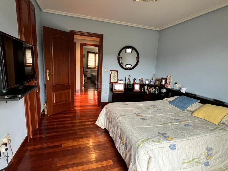 Foto 07665704-c410-4f7f-b0c7-f03d7d3b91c1. Reihenhaus mit heizung parking in Andoain