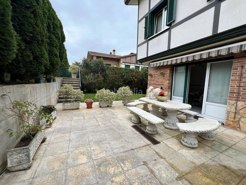 Foto 0ef71a50-1d26-42bc-a188-e46c27b9675f. Reihenhaus mit heizung parking in Andoain