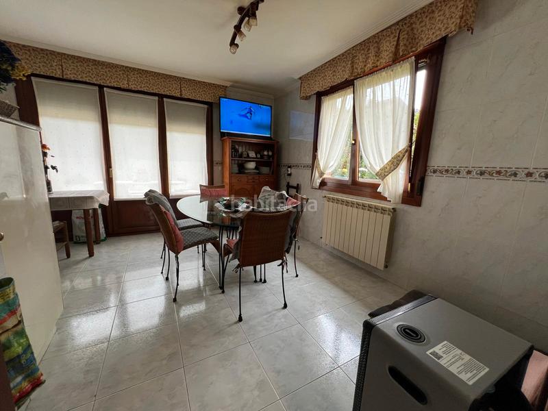 Foto 19db4afb-4444-4332-ae2d-0418f3612ed7. Reihenhaus mit heizung parking in Andoain