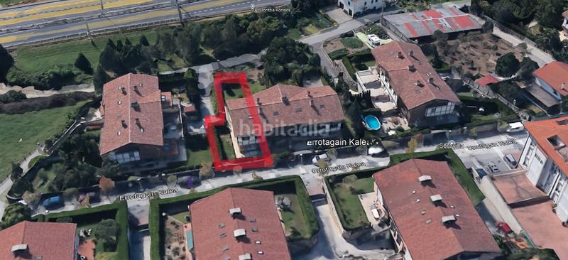 Foto 2770f97c-36e7-4071-8aea-e47ff3db28c1. Reihenhaus mit heizung parking in Andoain