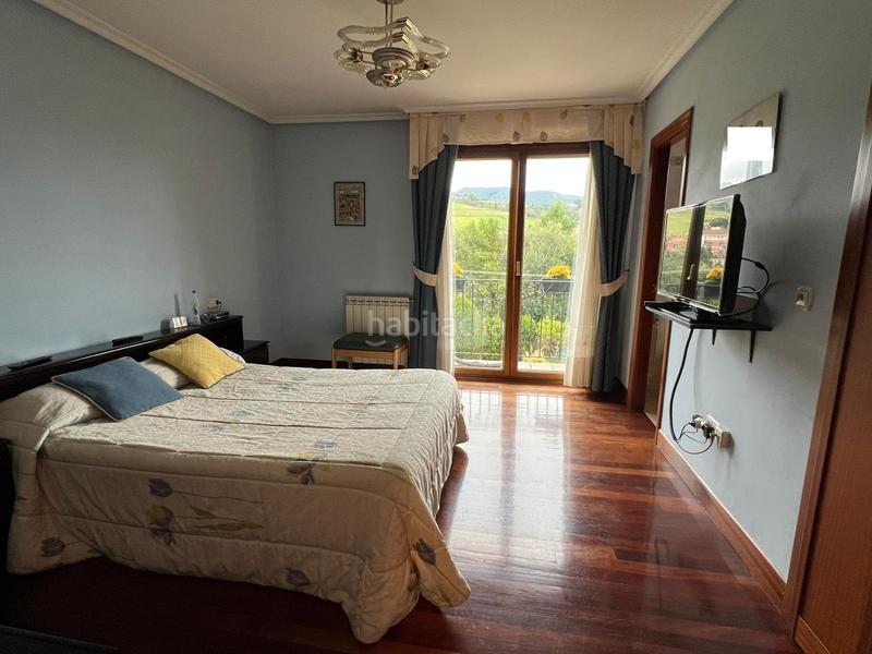 Foto 6d2c9187-19b3-40d7-a9fd-19bdadbeb096. Reihenhaus mit heizung parking in Andoain