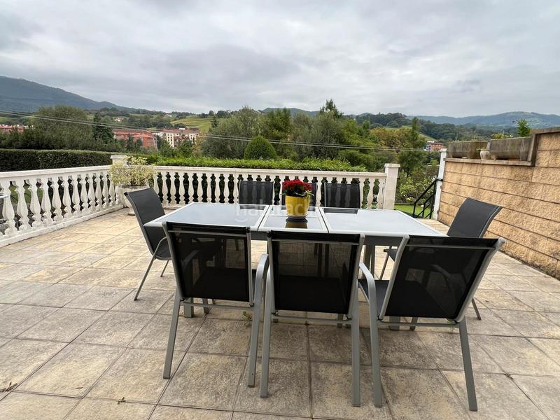 Foto cca46144-72a4-4f8b-991e-62d791e33e04. Reihenhaus mit heizung parking in Andoain